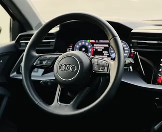 Audi A3 Sedan 2023 disponible para alquilar en Dubai, con límite de millaje de 150 km/día.