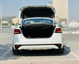 Uthyrning av Nissan Altima. Komfort, Premium bil för uthyrning i Förenade Arabemiraten ✓ Utan deposition ✓ Försäkringsalternativ: TPL, FDW, Ung.