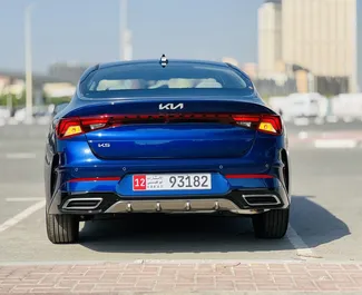 Utleie av Kia K5. Komfort, Premium bil til leie i De Forente Arabiske Emirater ✓ Uten innskudd ✓ Forsikringsalternativer: TPL, FDW, Ung.
