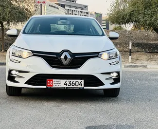 تأجير سيارة Renault Megane Sedan رقم 8288 بناقل حركة أوتوماتيكي في في دبي، مجهزة بمحرك 1,6 لتر ➤ من رودي في في الإمارات العربية المتحدة.