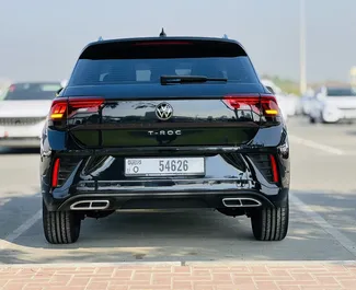 Volkswagen T-Roc udlejning. Komfort, Premium, Crossover Bil til udlejning i De Forenede Arabiske Emirater ✓ Uden depositum ✓ TPL, FDW, Ung forsikringsmuligheder.