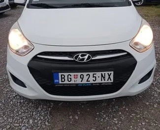 Μπροστινή όψη ενοικιαζόμενου Hyundai i10 στο αεροδρόμιο του Βελιγραδίου, Σερβία ✓ Αριθμός αυτοκινήτου #8369. ✓ Κιβώτιο ταχυτήτων Χειροκίνητο TM ✓ 0 κριτικές.