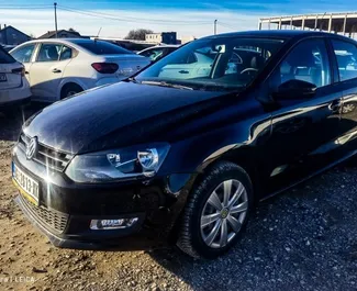 Volkswagen Polo 2018 location de voiture en Serbie, avec ✓ Essence carburant et  chevaux ➤ À partir de 43 EUR par jour.