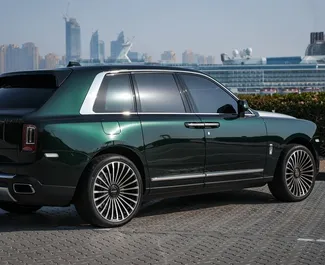 Front view of a rental Rolls-Royce Cullinan in Dubai, UAE ✓ Car #8410. ✓ Automatic TM ✓ 0 reviews.