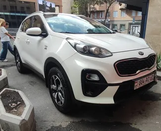 Frontvisning av en leiebil Kia Sportage i Jerevan, Armenia ✓ Bil #6783. ✓ Automatisk TM ✓ 0 anmeldelser.