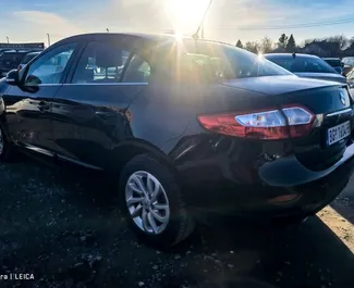 Renault Fluence 2019 na voljo za najem v na beograjskem letališču, z omejitvijo prevoženih kilometrov neomejeno.