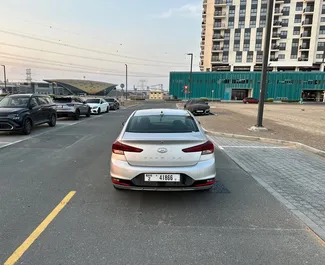 Hyundai Elantra 2020 koos Eesmine ajam süsteemiga, saadaval Dubais.