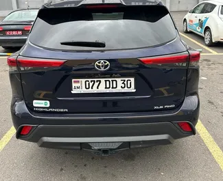 Car Hire Toyota Highlander #8820 Automatic in Yerevan, equipped with 3.0L engine ➤ From Boris in Armenia.