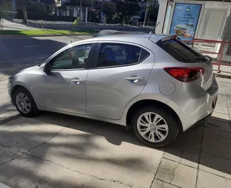 Mazda 2 2023 biludlejning på Cypern, med ✓ Benzin brændstof og 110 hestekræfter ➤ Starter fra 25 EUR pr. dag.