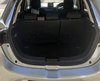 Mazda 2 2023 在 在利马索尔 可租赁，具有 unlimited 里程限制。