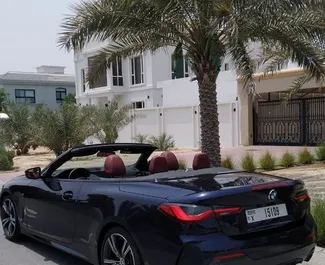 Motor Bencin 2,2L BMW 420i Cabrio 2023 za najem v v Dubaju.