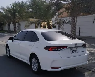 Araç Kiralama Toyota Corolla Sedan #8621 Otomatik Dubai'de, 1,5L motor ile donatılmış ➤ Andry tarafından BAE'de.