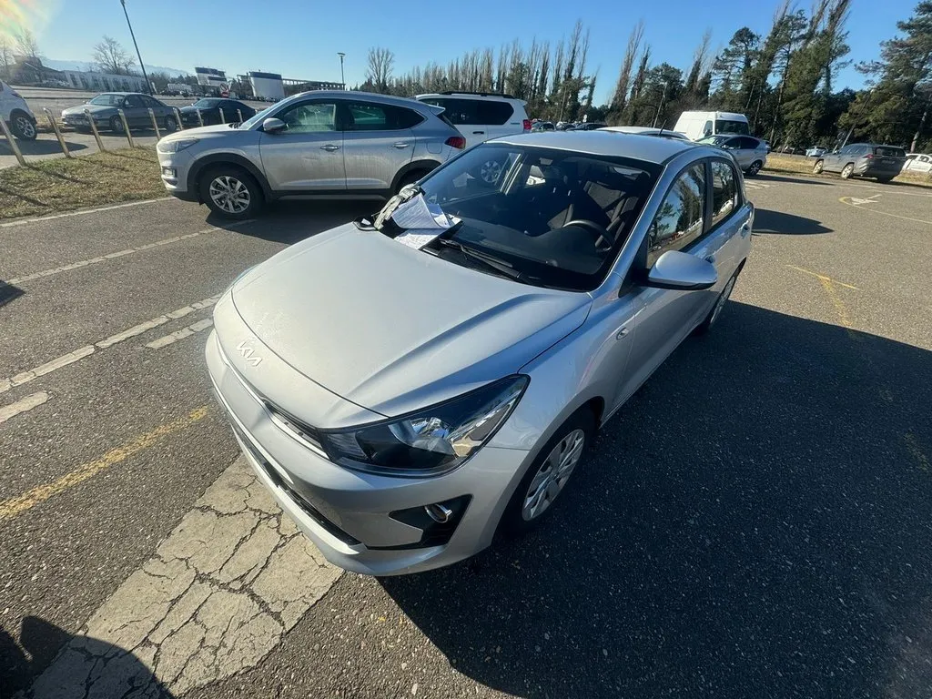 Фото Kia Rio X (Solaris KRX)