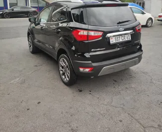 Interiér Ford Eco Sport na prenájom v v Arménsku. Skvelé auto so sedadlami pre 5 osôb s prevodovkou Automatické.