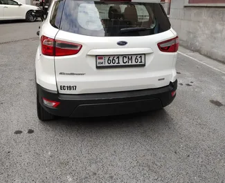 Intérieur de Ford Eco Sport à louer en Arménie. Une excellente voiture de 5 places avec une transmission Automatique.