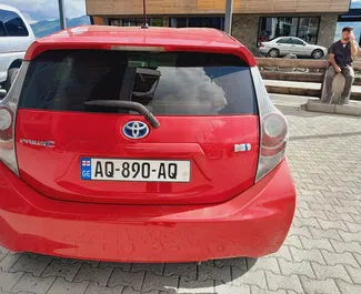 Benzinas 1,5L variklis Toyota Prius C 2014 nuomai Tbilisyje.