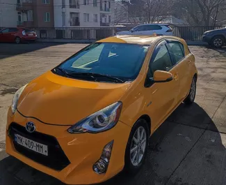 A bérelt Toyota Prius C előnézete Tbilisziben, Georgia ✓ Autó #9303. ✓ Automatikus TM ✓ 1 értékelések.