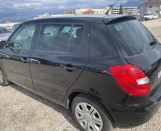 Pronájem auta Skoda Fabia 2010 v Albánii, s palivem Benzín a výkonem 77 koní ➤ Cena od 20 EUR za den.