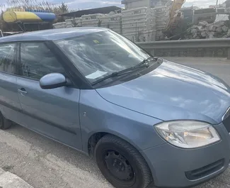 Auto rentimine Skoda Fabia #9321 Käsitsi Tirana lennujaamas, varustatud 1,2L mootoriga ➤ Romeolt Albaanias.