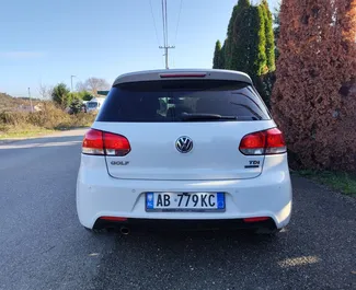 Silnik Benzyna 2,0 l – Wynajmij Volkswagen Golf 6 w Tiranie.