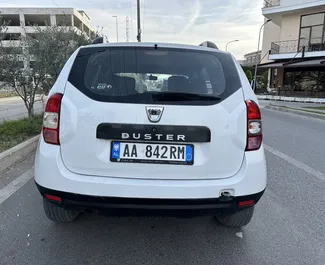 Diesel motor van 1,5L van Dacia Duster 2017 te huur in Tirana.