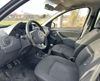 Dacia Duster - автомобіль категорії Економ, Комфорт, Кросовер напрокат в Албанії ✓ Депозит у розмірі 150 EUR ✓ Страхування: СВУПЗ, З виїздом.