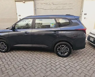 Motor Bencin 2,0L Kia Carens 2024 za najem v v Dubaju.