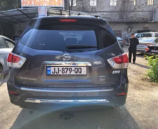 Benzinas 3,5L variklis Nissan Pathfinder 2014 nuomai Tbilisyje.