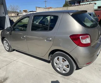 Прокат машины Dacia Sandero №9485 (Механика) в аэропорту Тираны, с двигателем 1,0л. Бензин ➤ Напрямую от Ромео в Албании.