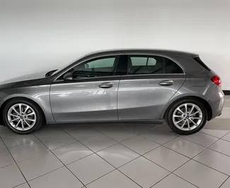 Bilutleie Mercedes-Benz A-Class #9509 med Automatisk på Tenerife Sør lufthavn, utstyrt med 1,3L-motor ➤ Fra Philip i Spania.