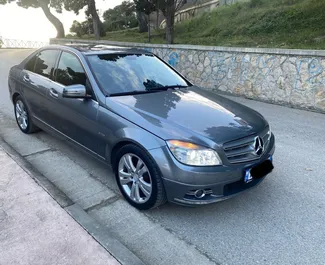 Mercedes-Benz C220 2011 biludlejning i Albanien, med ✓ Diesel brændstof og 125 hestekræfter ➤ Starter fra 32 EUR pr. dag.