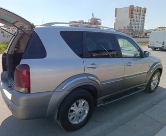 Арендуйте SsangYong Rexton 2004 в Албании. Топливо: Дизель. Мощность: 190 л.с. ➤ Стоимость от 38 EUR в сутки.