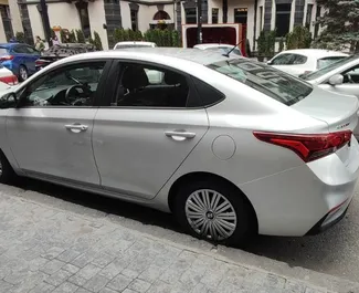 在 在亚美尼亚 租赁 Hyundai Accent 2020 汽车，特点包括 ✓ 使用 Petrol 燃料和 130 马力 ➤ 起价 48 USD 每天。