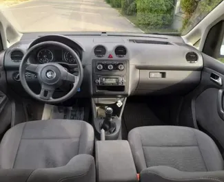 Autovermietung Volkswagen Caddy Nr.4615 Schaltgetriebe in Tirana, ausgestattet mit einem 1,6L Motor ➤ Von Artur in Albanien.