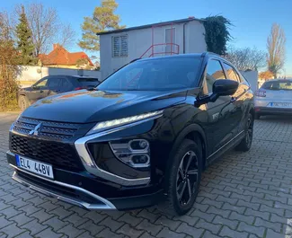 Wynajem samochodu Mitsubishi Eclipse Cross nr 348 (Automatyczna) w Pradze, z silnikiem 2,4l. Hybryda ➤ Bezpośrednio od Alexander in Czechia.