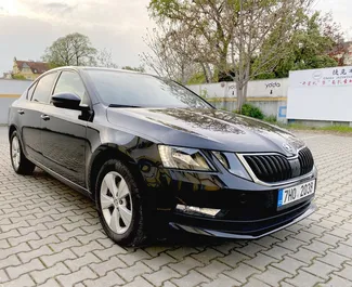 A bérelt Skoda Octavia előnézete Prágában, Csehország ✓ Autó #349. ✓ Automatikus TM ✓ 0 értékelések.