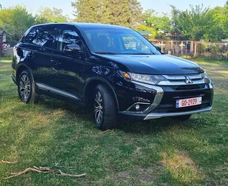 Biluthyrning av Mitsubishi Outlander Xl 2017 i i Georgien, med funktioner som ✓ Bensin bränsle och 180 hästkrafter ➤ Från 110 GEL per dag.