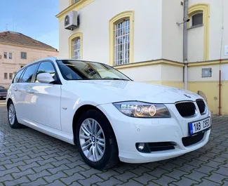 Biluthyrning BMW 3-series Touring #1760 med Automatisk i Prag, utrustad med 2,0L motor ➤ Från Alexander i Tjeckien.