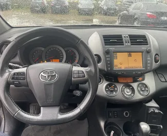 Toyota Rav4 – автомобиль категории Комфорт, Внедорожник, Кроссовер напрокат в Албании ✓ Депозит 200 EUR ✓ Страхование: ОСАГО, КАСКО, Полное КАСКО, С выездом.