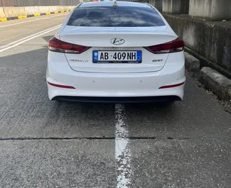 Ενοικίαση Hyundai Elantra. Αυτοκίνητο Άνεση, Πρίμιουμ προς ενοικίαση στην Αλβανία ✓ Χωρίς κατάθεση ✓ Επιλογές ασφάλισης: TPL, CDW, SCDW, Καινούρια.