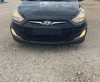 تأجير سيارة Hyundai Accent Blue رقم 9679 بناقل حركة أوتوماتيكي في في تيرانا، مجهزة بمحرك 1,6 لتر ➤ من سارة في في ألبانيا.