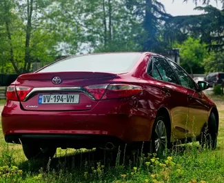 Benzīns 2,5L dzinējs Toyota Camry 2017 nomai Tbilisi.
