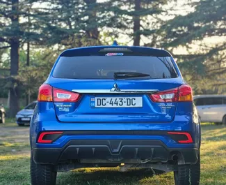 Interiér Mitsubishi Outlander Sport na prenájom v v Gruzínsku. Skvelé auto so sedadlami pre 5 osôb s prevodovkou Automatické.