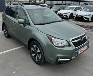 トビリシにて、グルジアにてでのSubaru Forester #9682 自動カーレンタル、2.5Lエンジン搭載 ➤ レバニから。