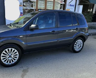 Vista frontal de um aluguel Ford Fusion em Durres, Albânia ✓ Carro #9897. ✓ Transmissão Manual TM ✓ 4 avaliações.