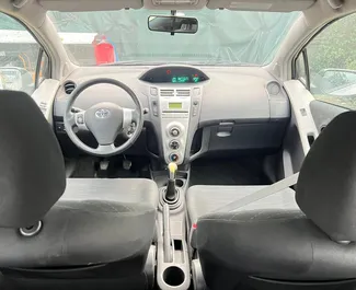 Alquiler de Toyota Yaris. Coche Economía, Confort para alquilar en Albania ✓ Depósito de 100 EUR ✓ opciones de seguro TPL, CDW, FDW.