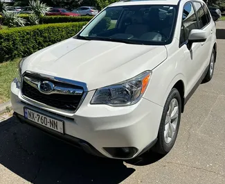 Frontvisning av en leiebil Subaru Forester i Tbilisi, Georgia ✓ Bil #10016. ✓ Automatisk TM ✓ 1 anmeldelser.