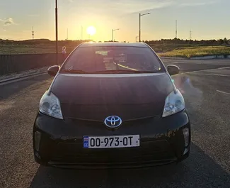 租车 Toyota Prius #7185 Automatic 在 在第比利斯，配备 1.8L 发动机 ➤ 来自 莱瓦尼 在格鲁吉亚。