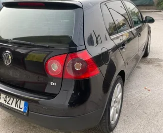 Bilutleie av Volkswagen Golf 5 2006 i i Albania, inkluderer ✓ Diesel drivstoff og 165 hestekrefter ➤ Starter fra 26 EUR per dag.