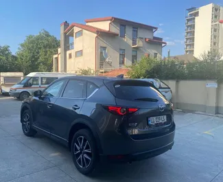 Mazda CX-5 2018 disponível para alugar em Tbilisi, com limite de quilometragem de ilimitado.